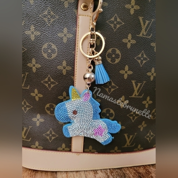 Unicorn Crystal Rhinestone Keychain Bag Charm With Blue Tassel - Picture 12 of 15